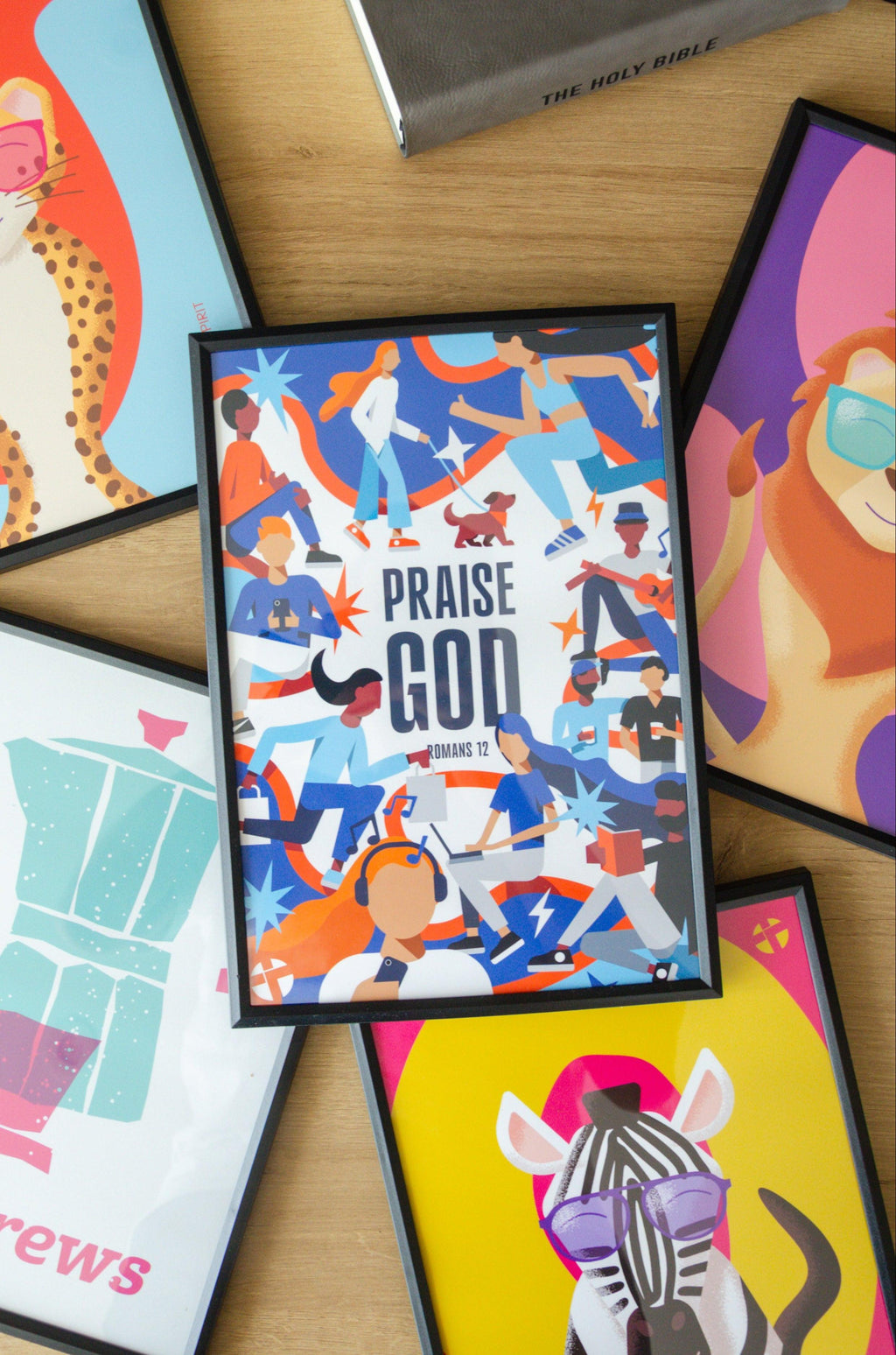 Praise God (pink) poster
